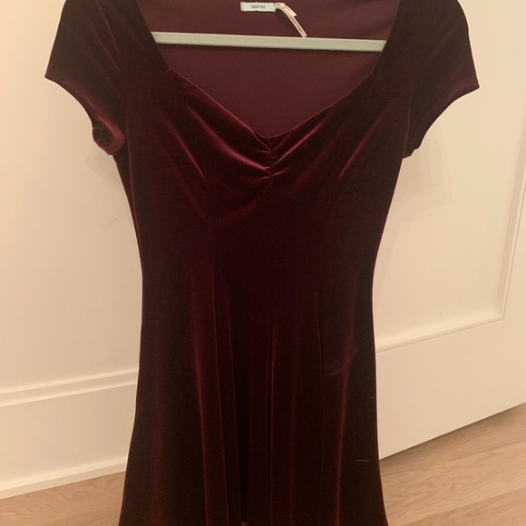 Maroon Velvet Dress - Picture 2 of 3